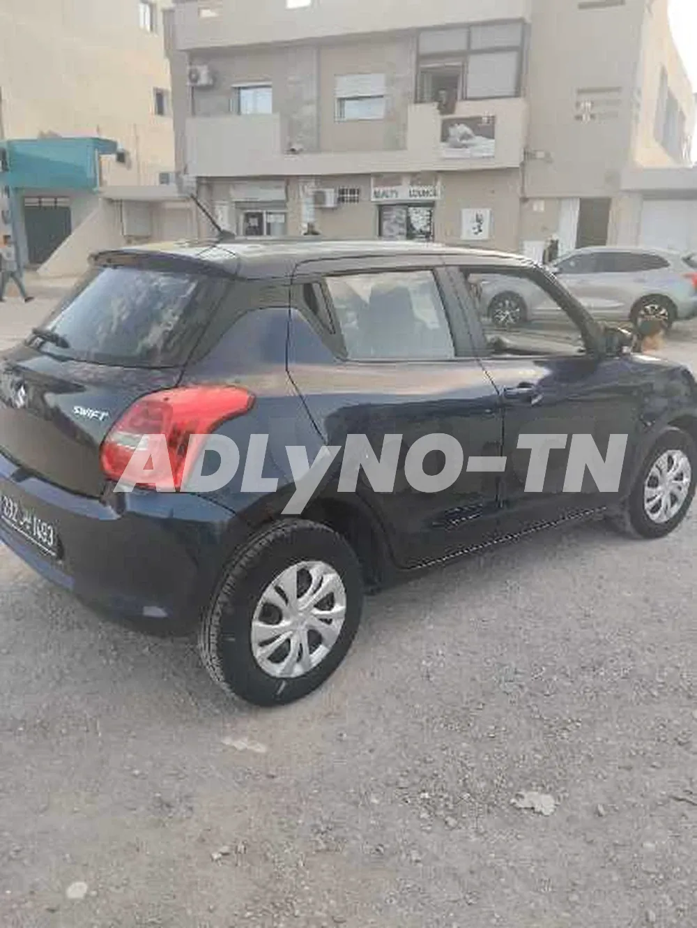 avendre Suzuki Swift boite automatique année 9/2022 à Tunis - Photo 1