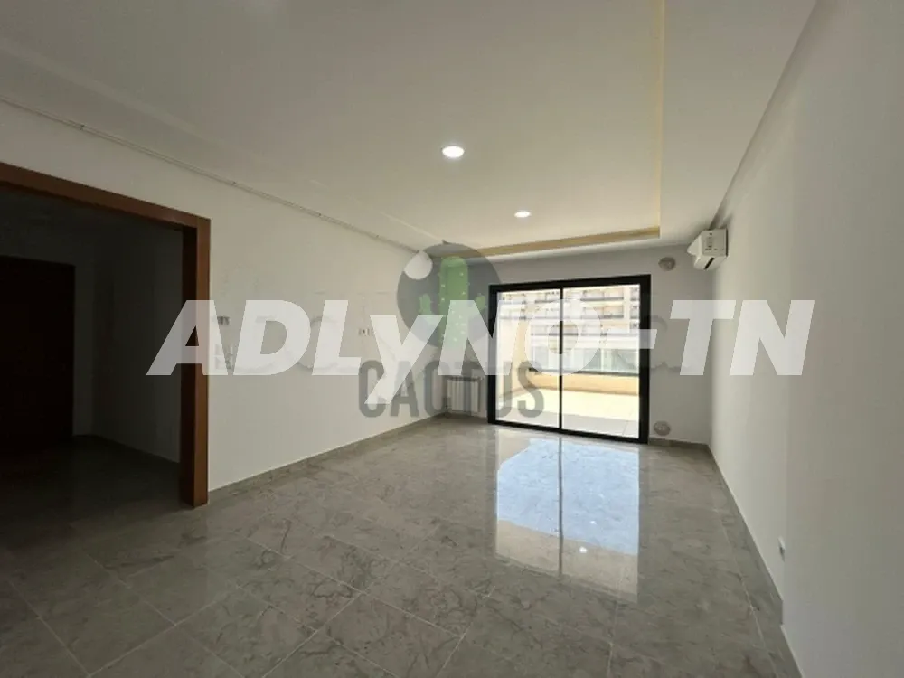 A vendre : Appartement S+2 de 104 m² avec une terrasse de 12 m² à Cité el wafa , Afh mrezga à Nabeul - Photo 1