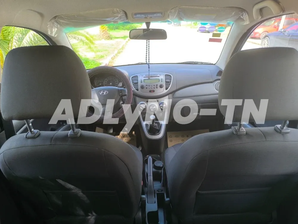 i10 Hyundai à Tunis - Photo 3