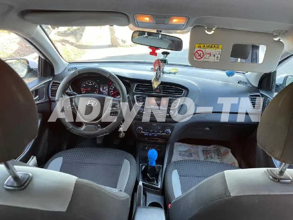 hyundai i 20 à Tunis - Photo 6