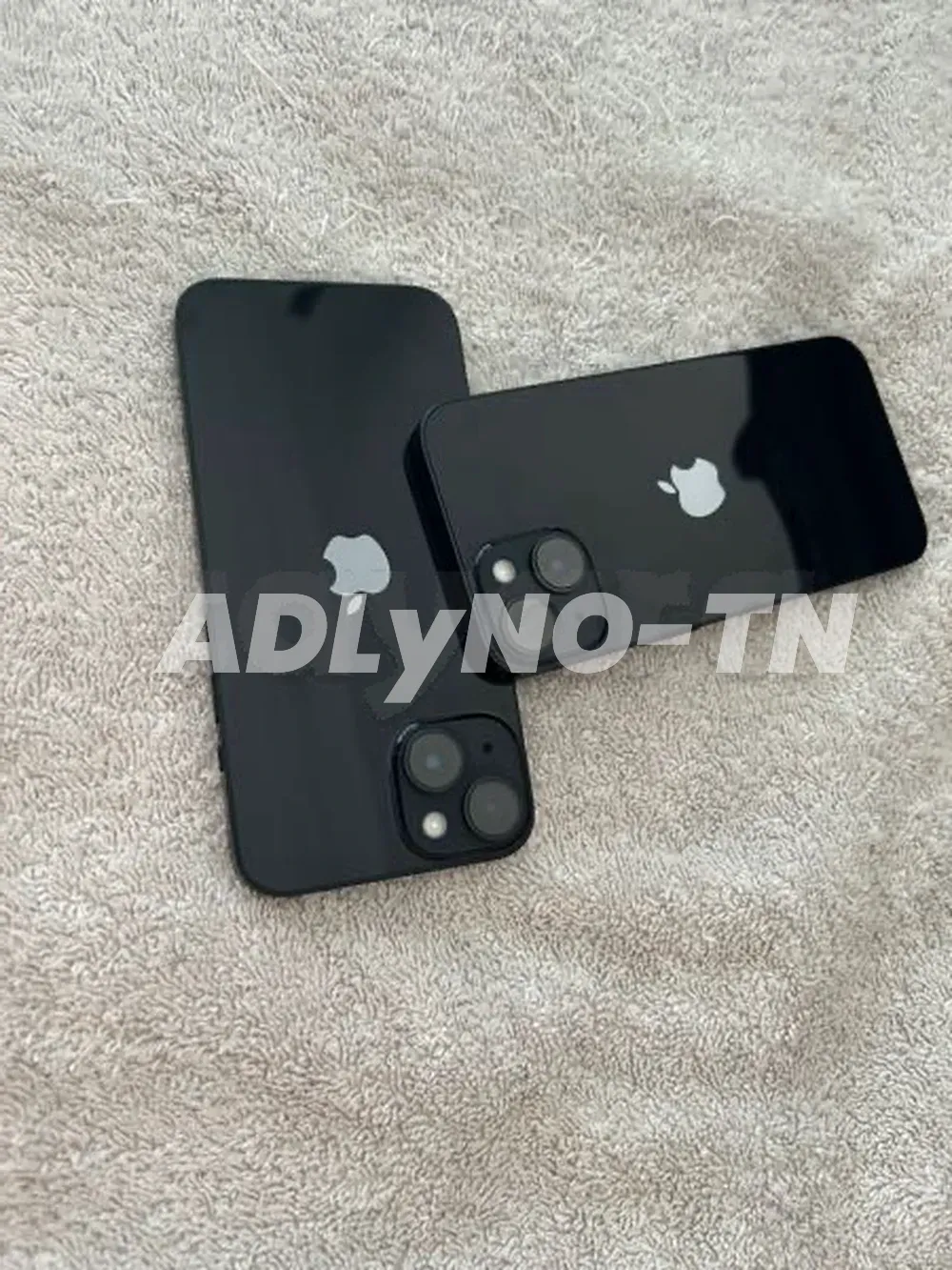 iPhone 14 Noire 256G batterie 90% état parfaite aucun défaut tt en marche jamais réparé importé avec son câble et facture boutique et garantie 256g batt90 à 1850d tel27952688 à Tunis - Photo 2