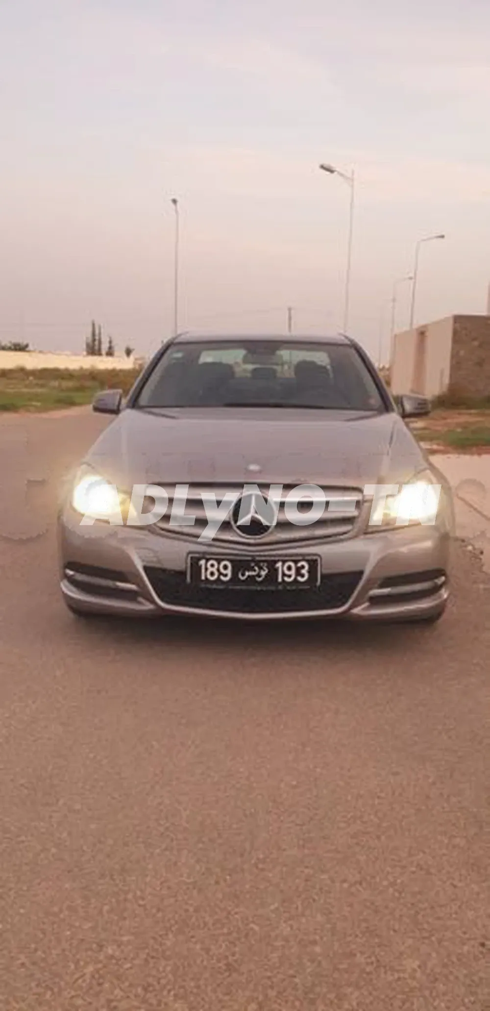 Mercedes benz c220 à Sfax - Photo 8