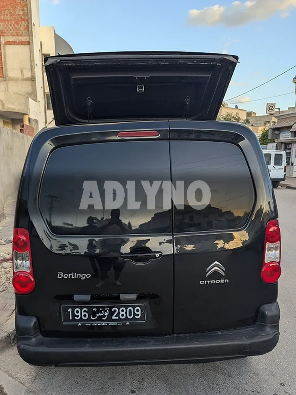 Berlingo B9 E-HDI à Tunis - Photo 5