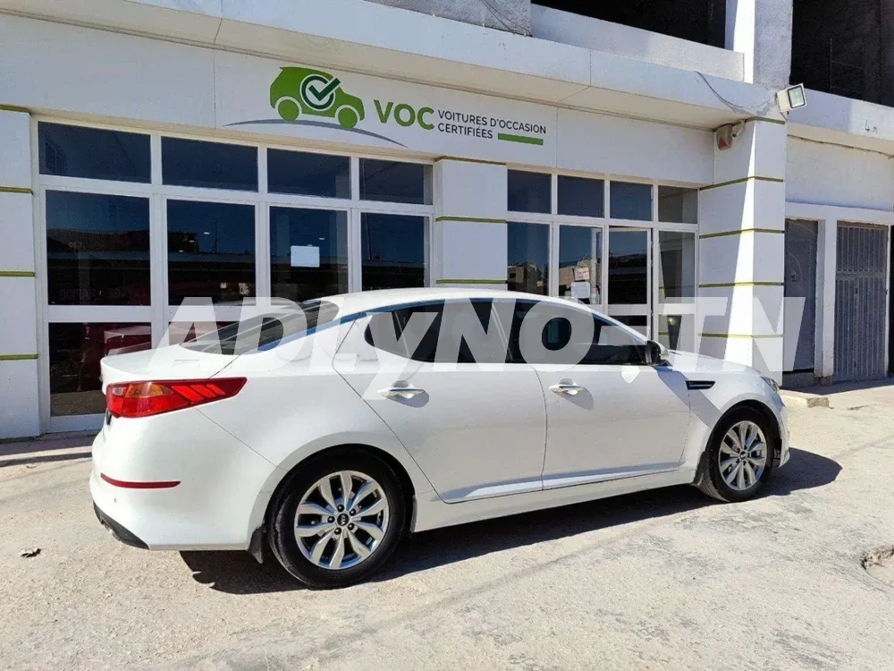KIA OPTIMA BOITE AUTO ETAT TRÈS PROPRE TEL 22801802 à Ariana - Photo 3