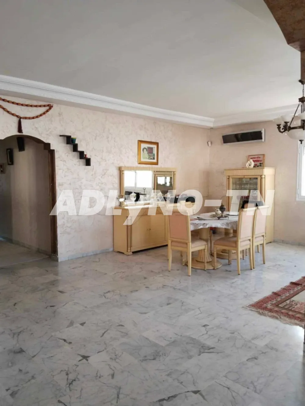 A vendre villa de 460 m² sur un terrain de 500 m² à l'aouina à Tunis - Photo 4