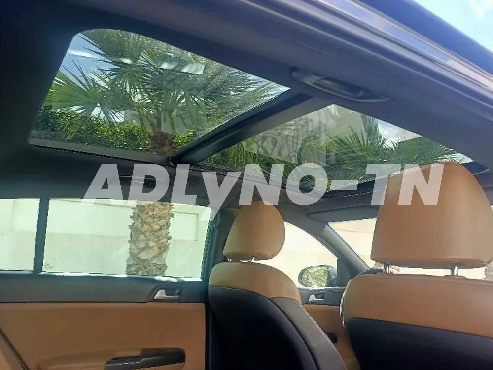 Kia Sportage BVA essence à Tunis - Photo 6