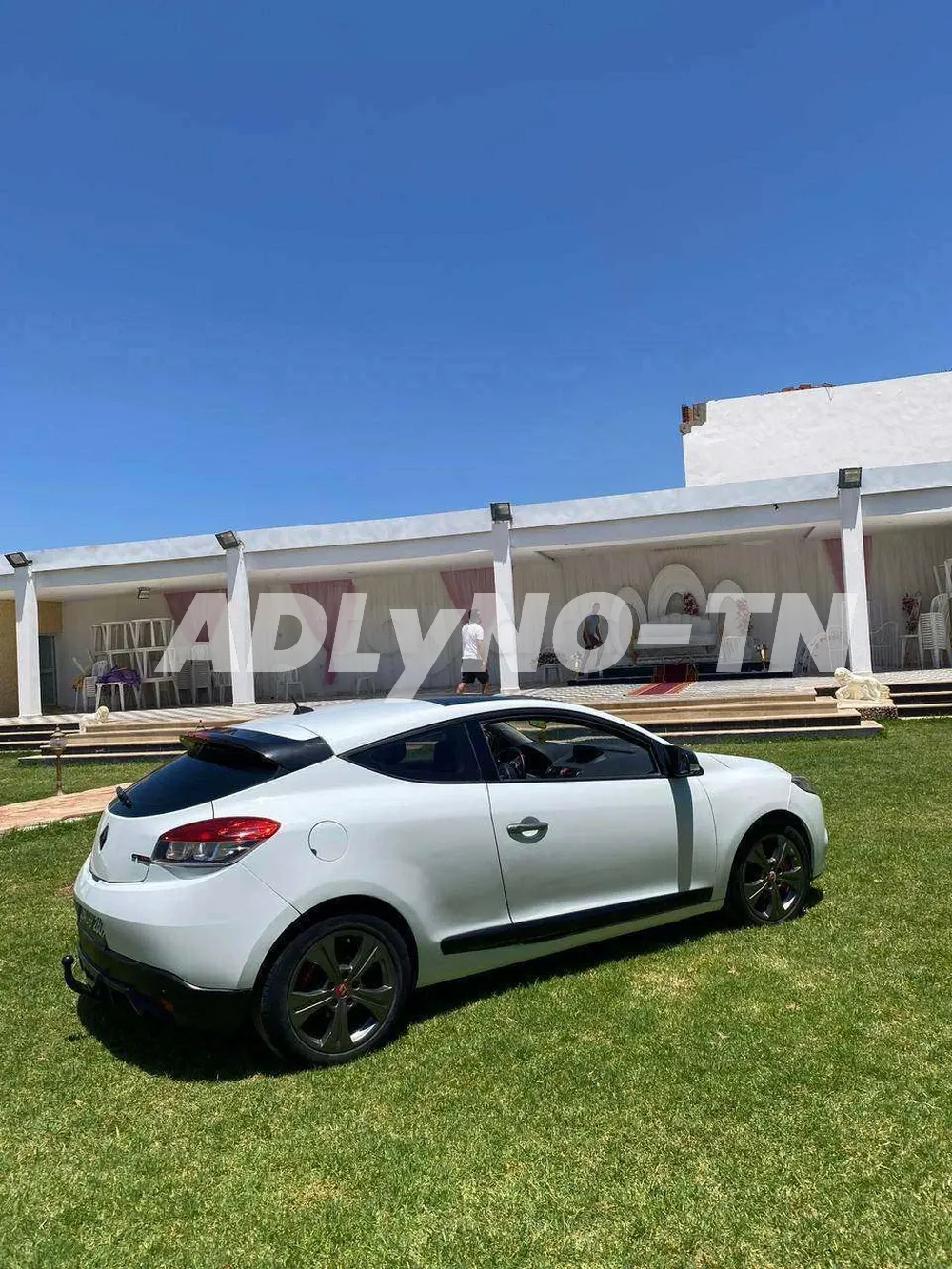 Megane 2portes 1.4l turbo à Tunis - Photo 5