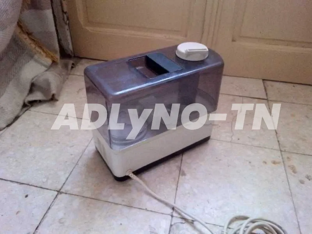 Climatiseur mobile PROKLIMA 9000 BTU ; avec télécommande importé de France ; état neuf 