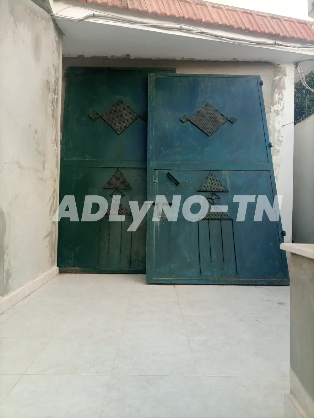 Porte en fer a vendre à Jendouba - Photo 1