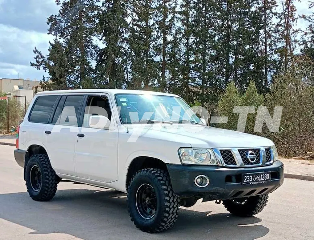 ? nissan patrol GL 4x4 à Ariana - Photo 6