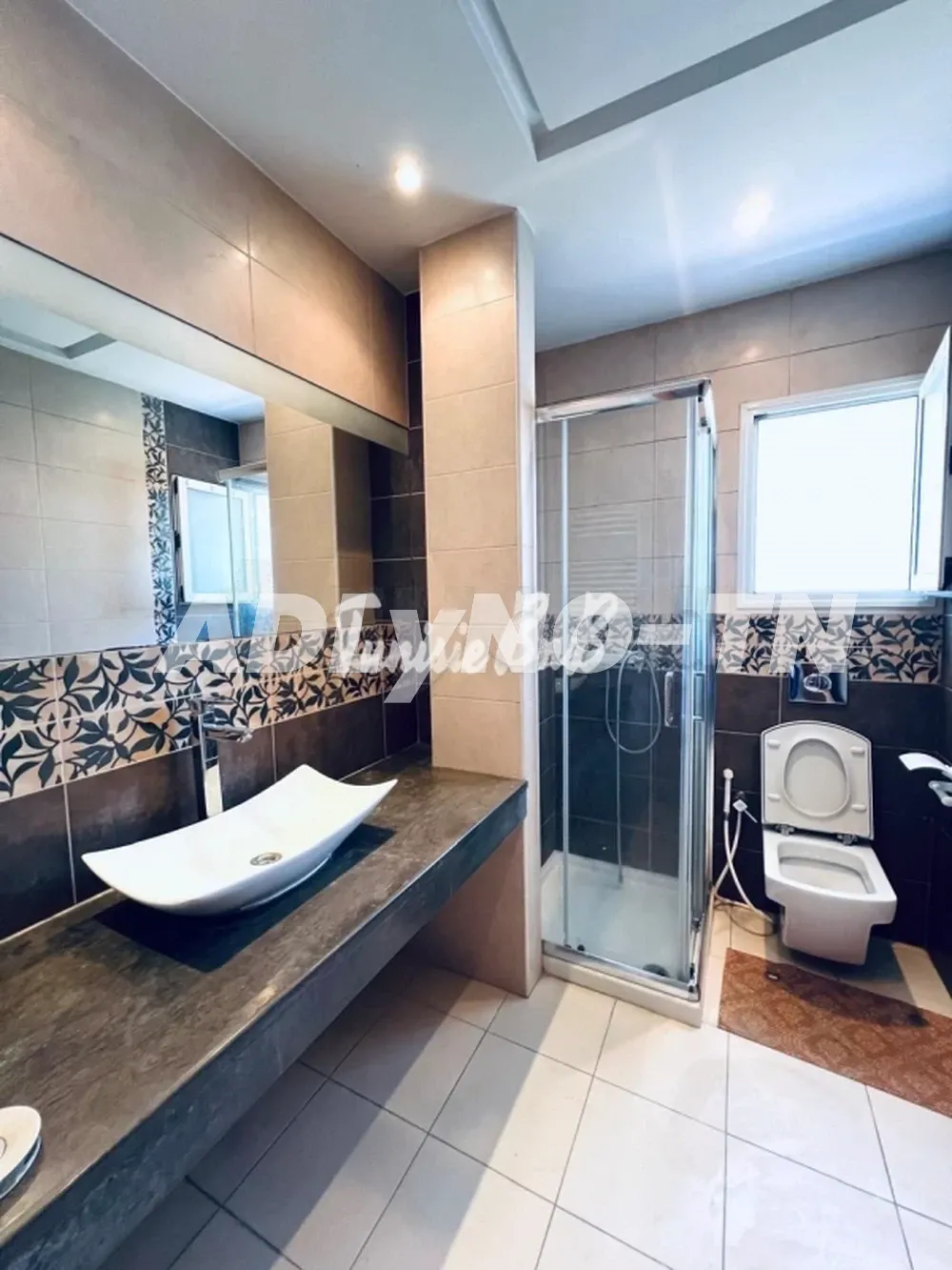 A louer une villa de 880m² au lac2 à Tunis - Photo 6