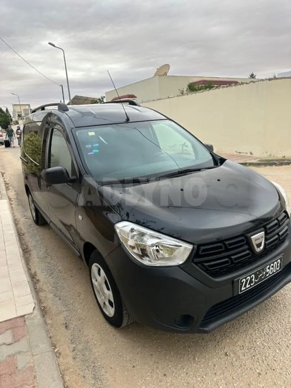 DACIA DOKKER VAN LUX à Sfax - Photo 2