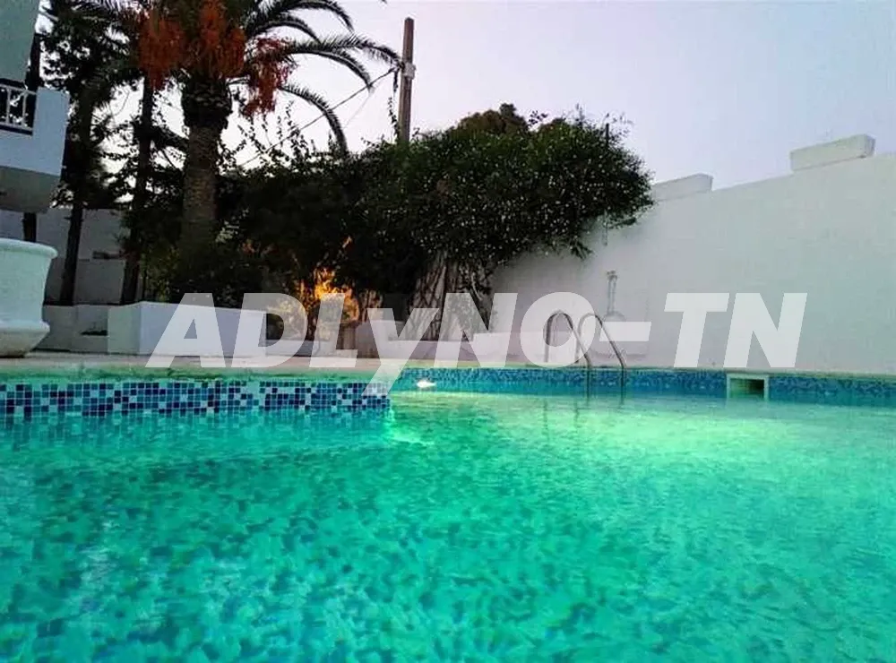  À vendre : Maison S+4 style arabesque en plein centre de Béni Khiar, Nabeul 