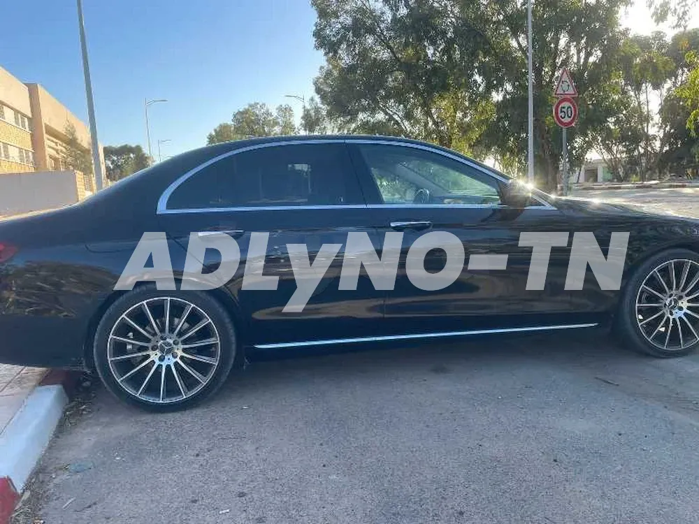 Mercedes E 200D à Gafsa - Photo 3