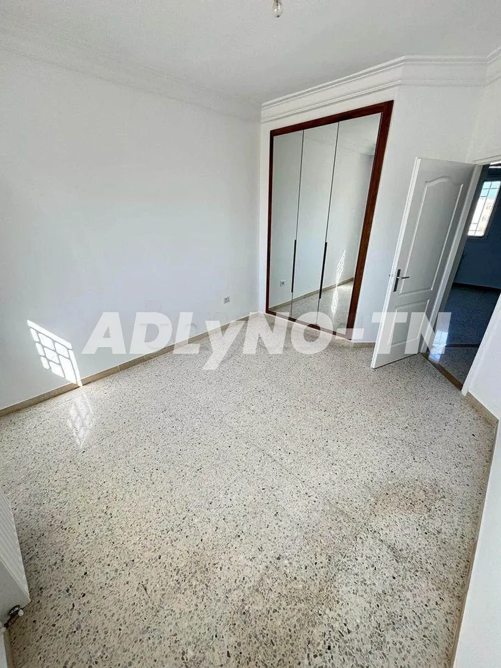 A vendre un appartement s3 a l’aouina citè wahat à Tunis - Photo 6