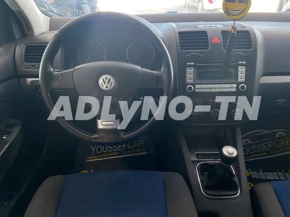 Golf5 1.4 avec toit à Sfax - Photo 2