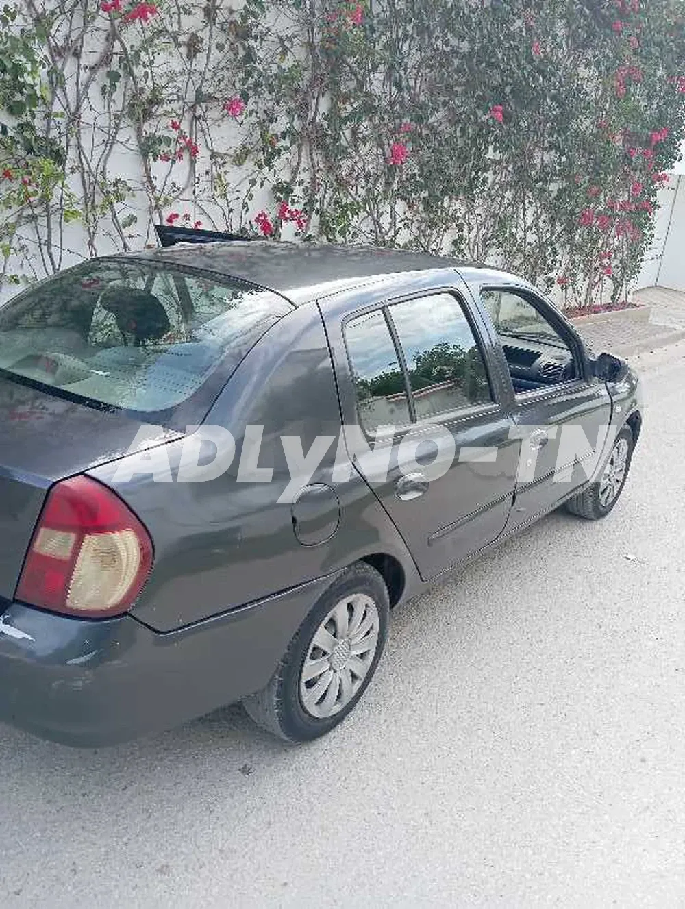 clio phase2 à Tunis - Photo 1