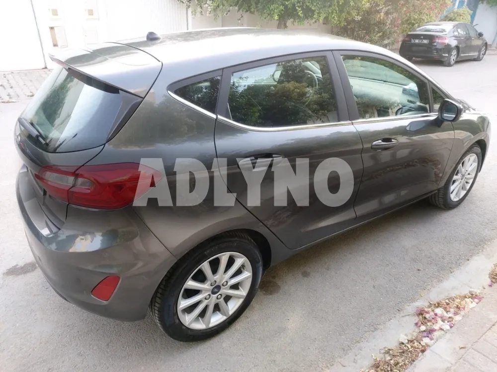 FORD FIESTA TITANIUM PLUS ECOBOOST 1.0 L à Ariana - Photo 4