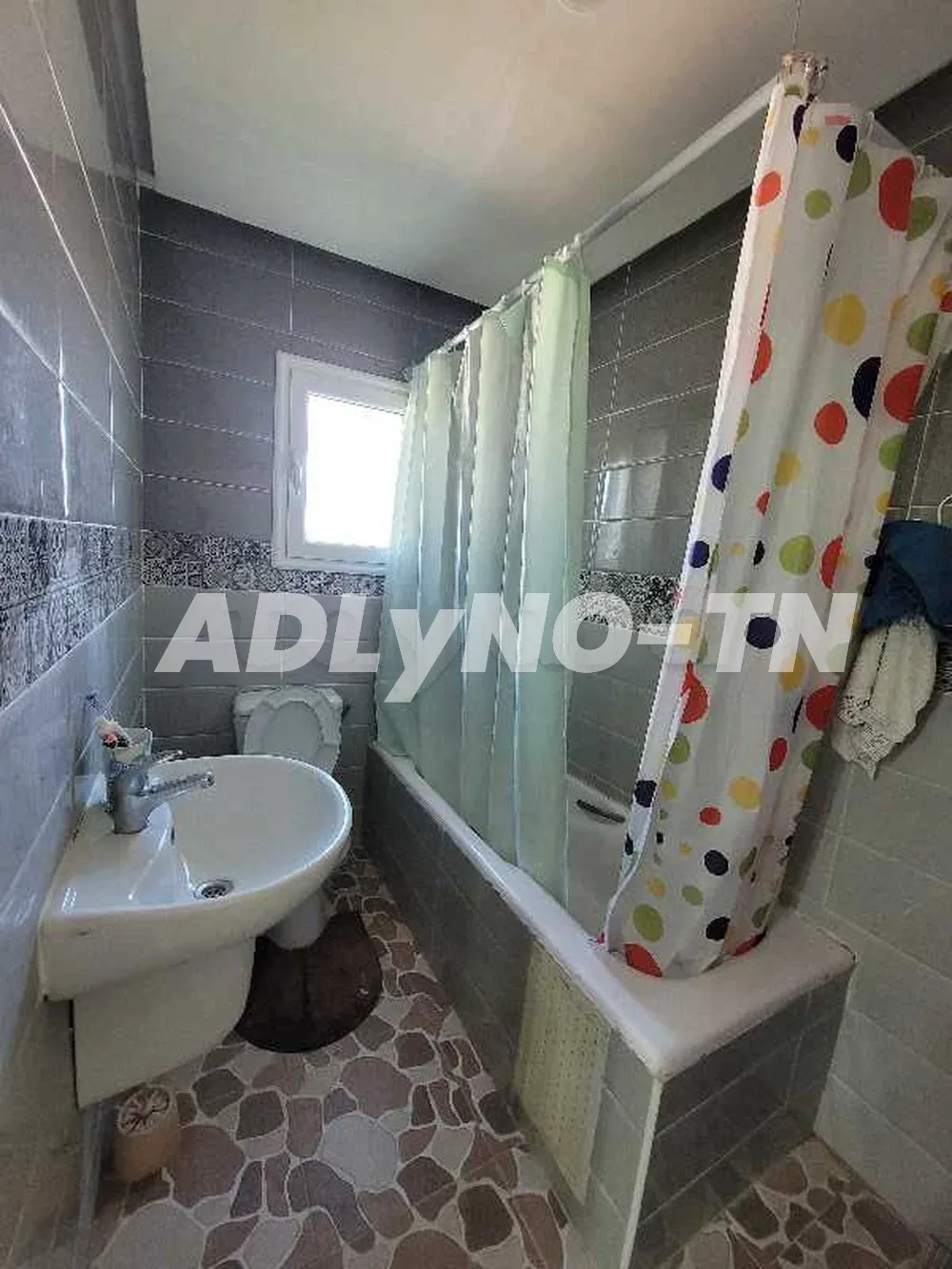 منزل للبيع + appartement في حي شاكر برج الطويل بجانب المدرسة الخاصة سقراط 25359580 58523146 à Ariana - Photo 7
