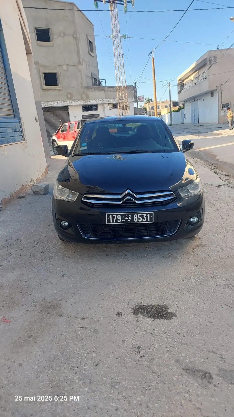  Volkswagen Jetta 16 trend 2010 - Tel 98479647 