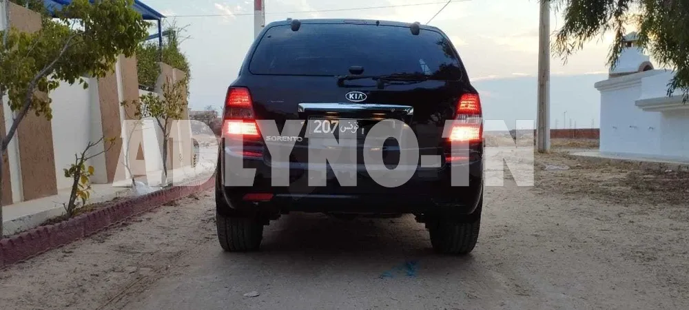 kia Sorento à Sfax - Photo 2