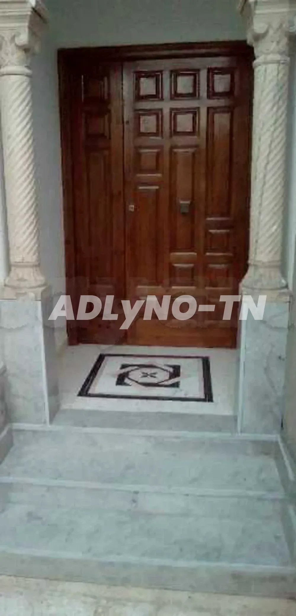  Borj cedria à louer un Appartement haut standing ; Salon + Salle de séjour +3 pièces + 1 salles de bains 