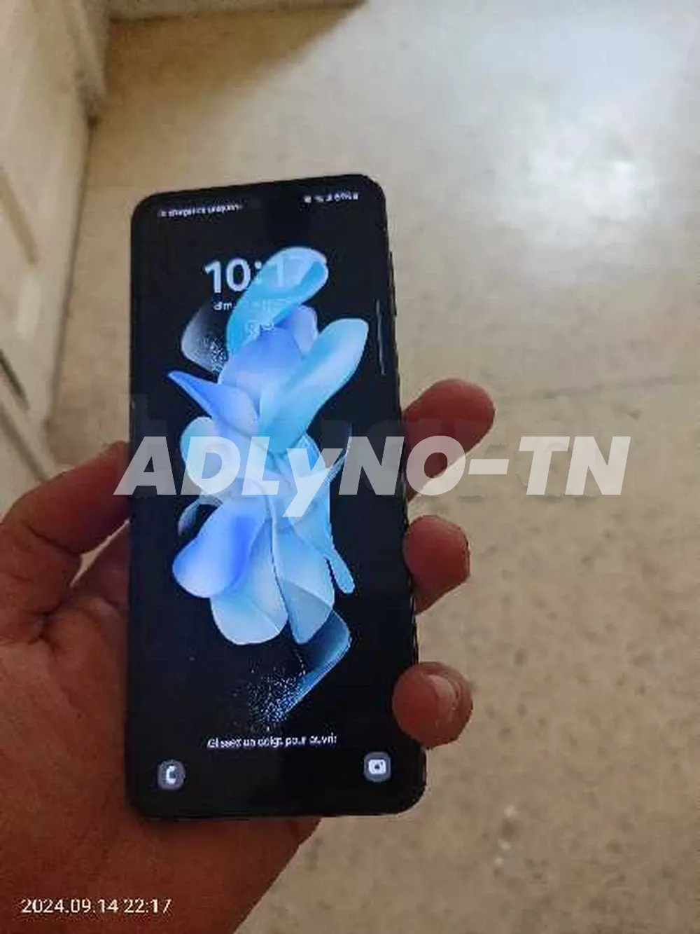 Galaxy Z Flip4 etat neuf à Ariana - Photo 8