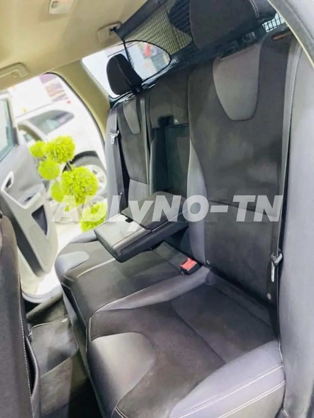 ⚜️ VOLVO XC60 ⚜️ Première main à Ariana - Photo 8