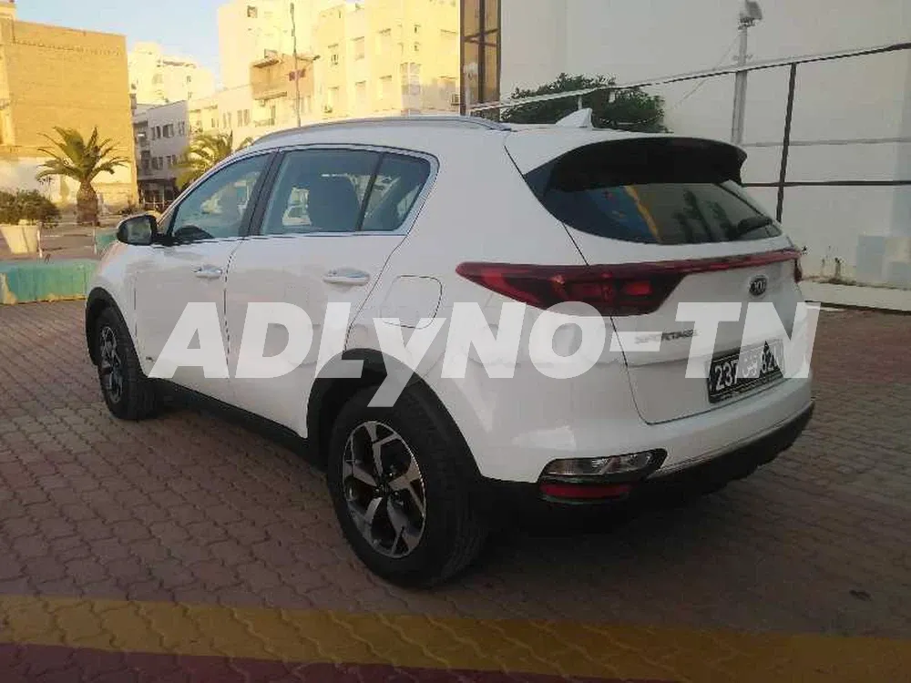 Kia sportage 4*4 AWD à Sfax - Photo 2
