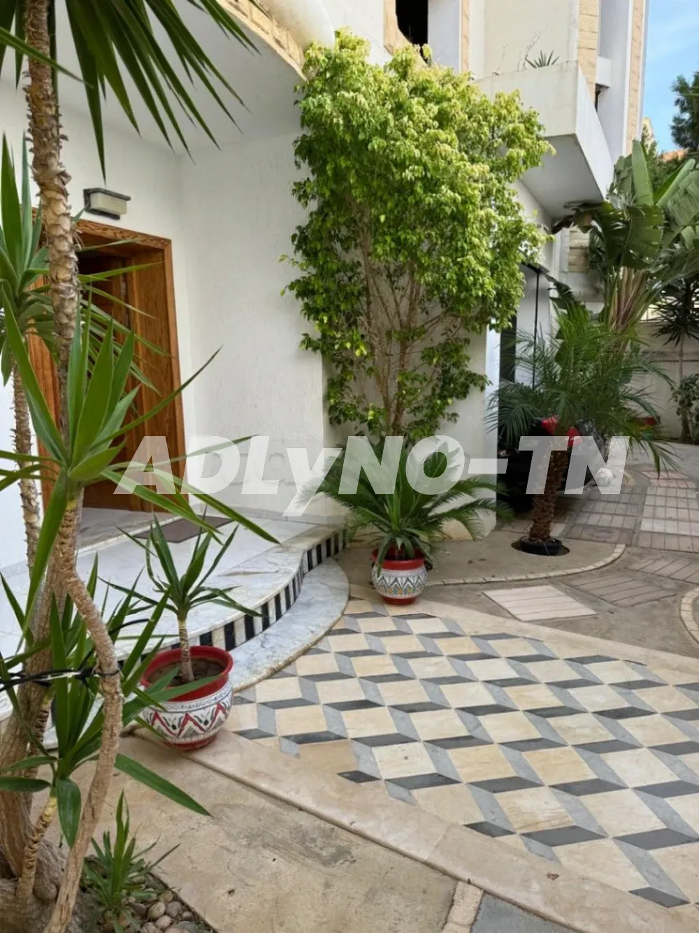 Villa Haut standing à Kélibia à Vendre à Nabeul - Photo 3