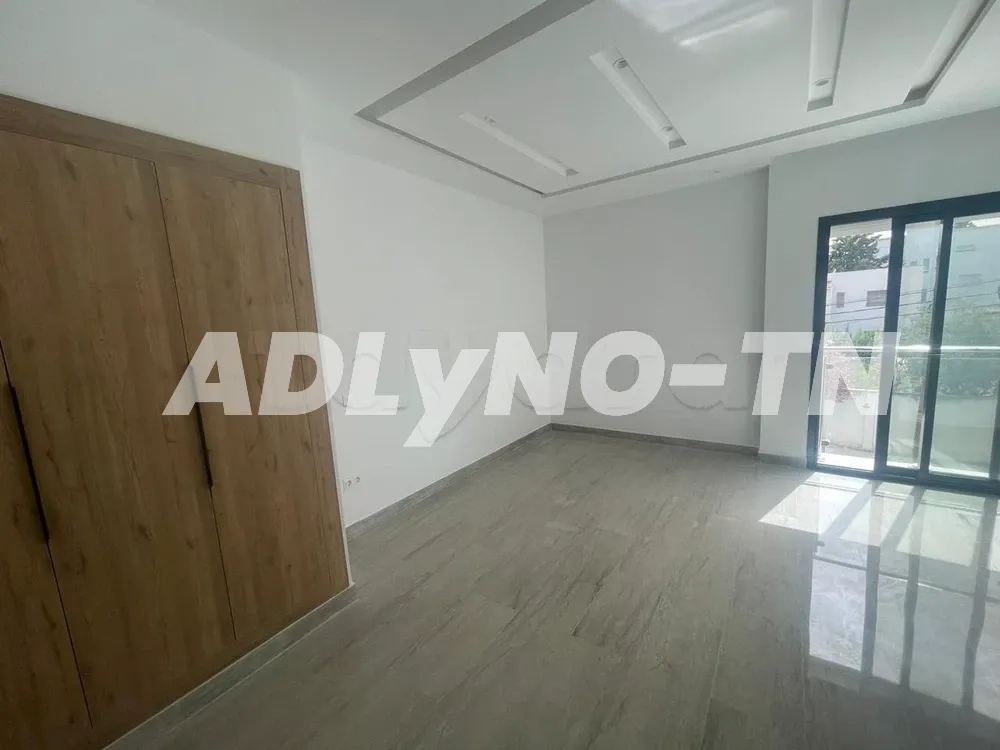 Une villa S+3 à la Soukra à Ariana - Photo 9