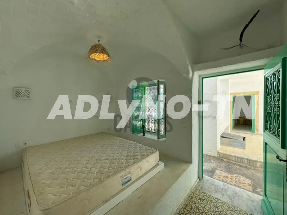 À vendre : Villa de style arabesque à Korba, Nabeul. à Nabeul - Photo 7