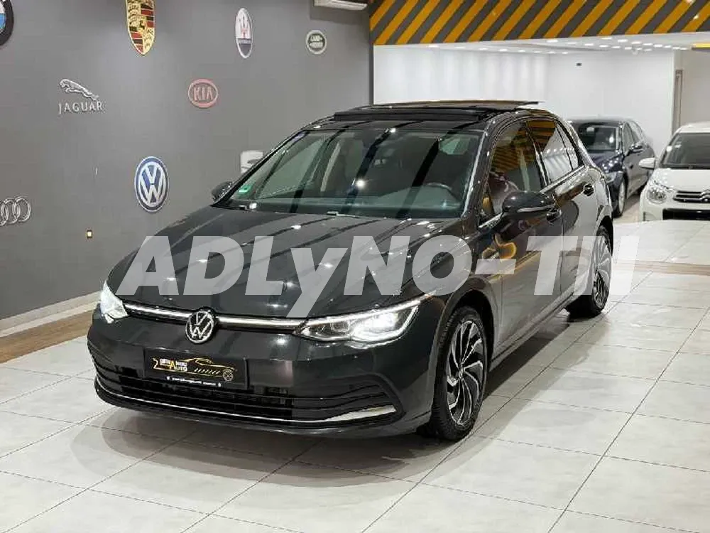 ? Volkswagen Golf 8 STYLE 1.5 BVA Toit Panoramique eTSI importée dernière série Full option ? à Nabeul - Photo 2