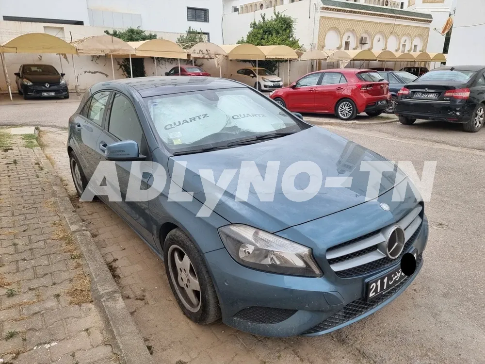 Mercedes A180 à Ariana - Photo 3
