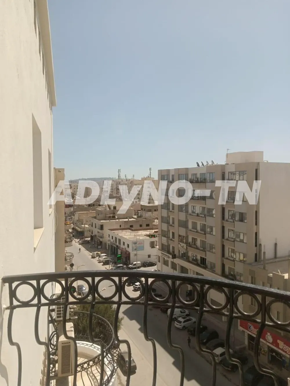 Laouina S+3 avec terrasse à louer à Tunis - Photo 9