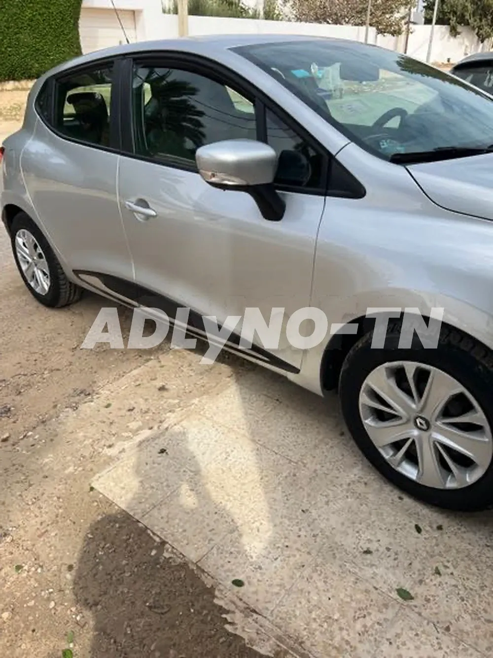 clio dynamic 1 ere main tel 97237172 à Sfax - Photo 1