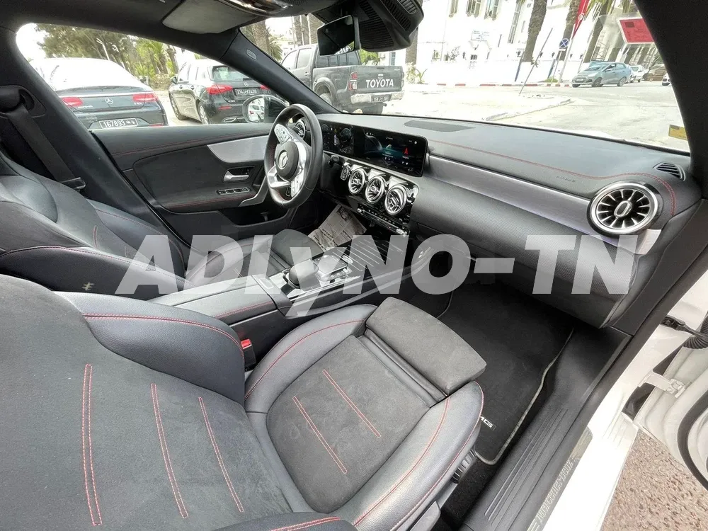 Mercedes cla 200 kit AMG Pack Night à Bizerte - Photo 9