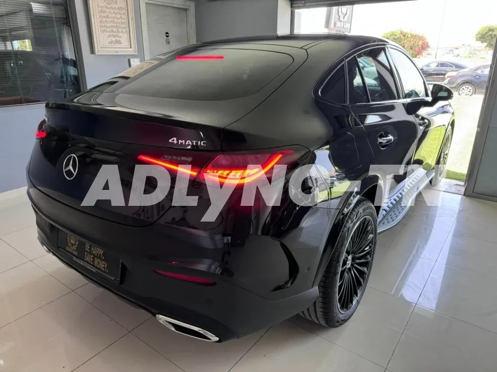 ?? la nouvelle Mercedes GLC 200 Coupé 4 matic 2024 à Tunis - Photo 2