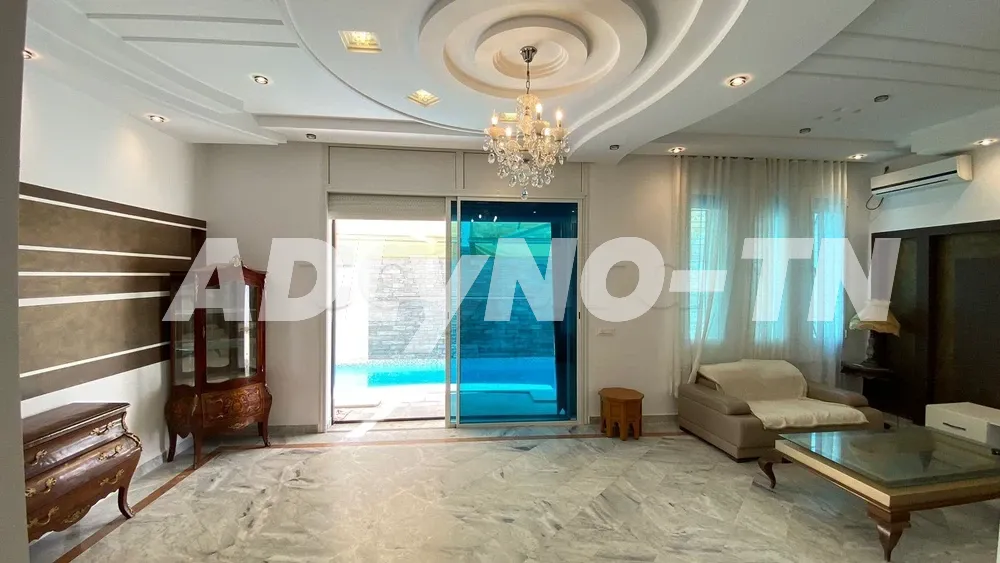 A LOUER Une Villa meublé en S+4 Avec Piscine à Nabeul - Photo 3