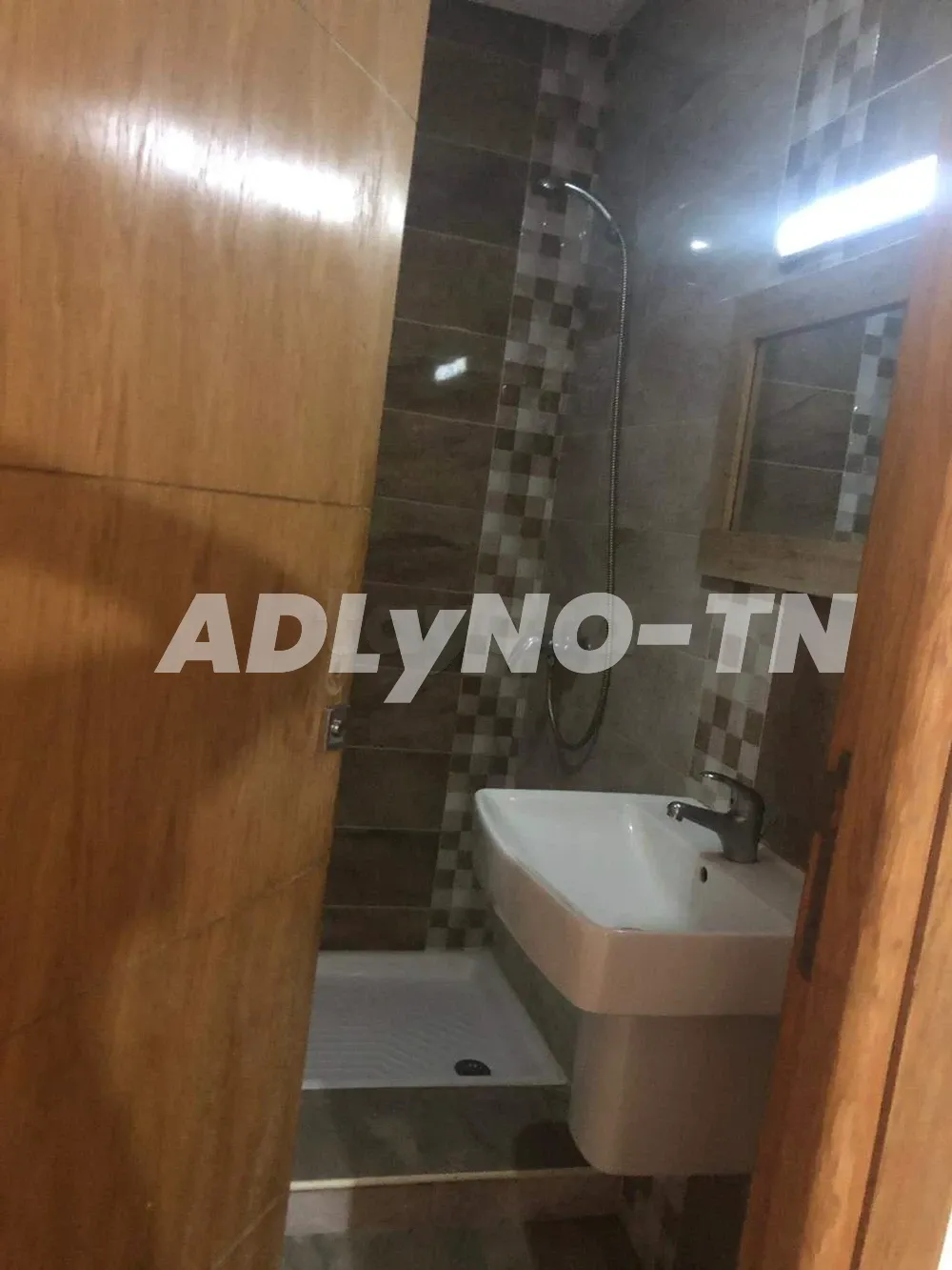 A VENDRE S+2 – WAHAT – TEL 58258423 – FB.6843 à Tunis - Photo 6