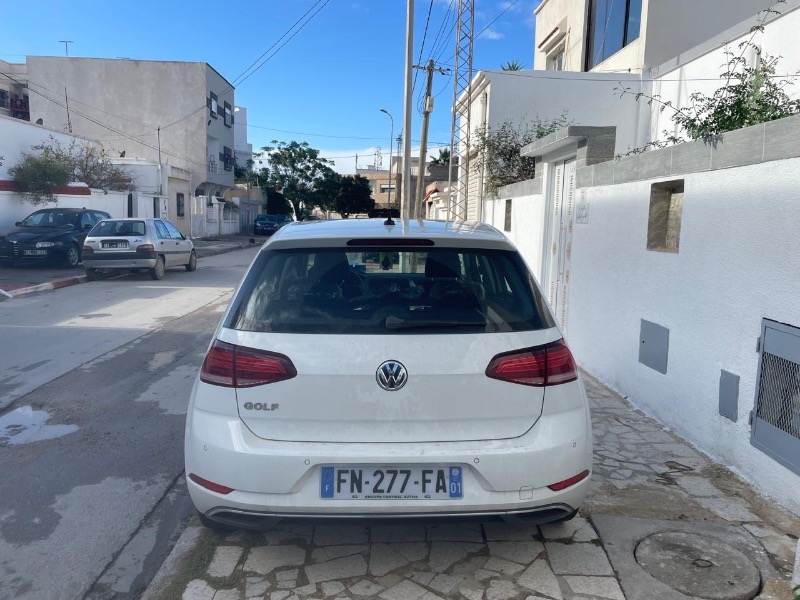 Volkswagen Golf Essence 2020 à Ben Arous - Photo 3