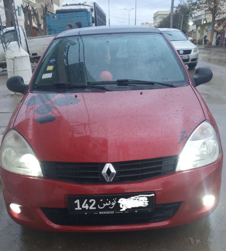 Renault Clio Essence 2010 à Manouba - Photo 1