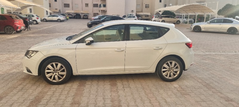 Seat Leon tsi 1.2 à Ben Arous - Photo 2