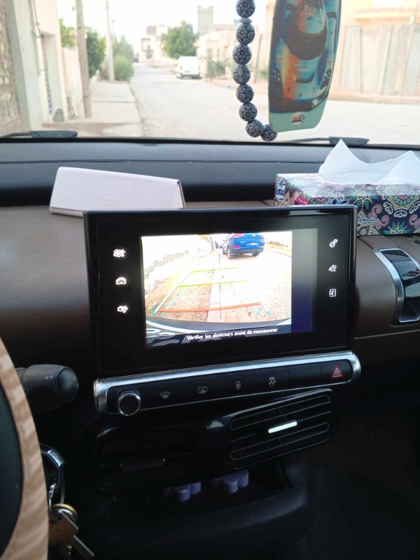 Citroen C4 CACTUS Essence 2015 à gabes - Photo 5