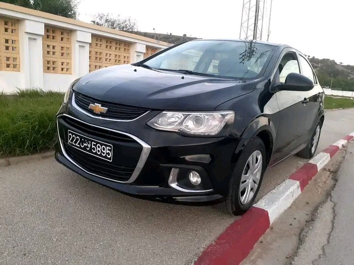 CHEVROLET SONIC PREMIÈRE MAIN EN EXCELLENT ÉTAT à Bizerte - Photo 5