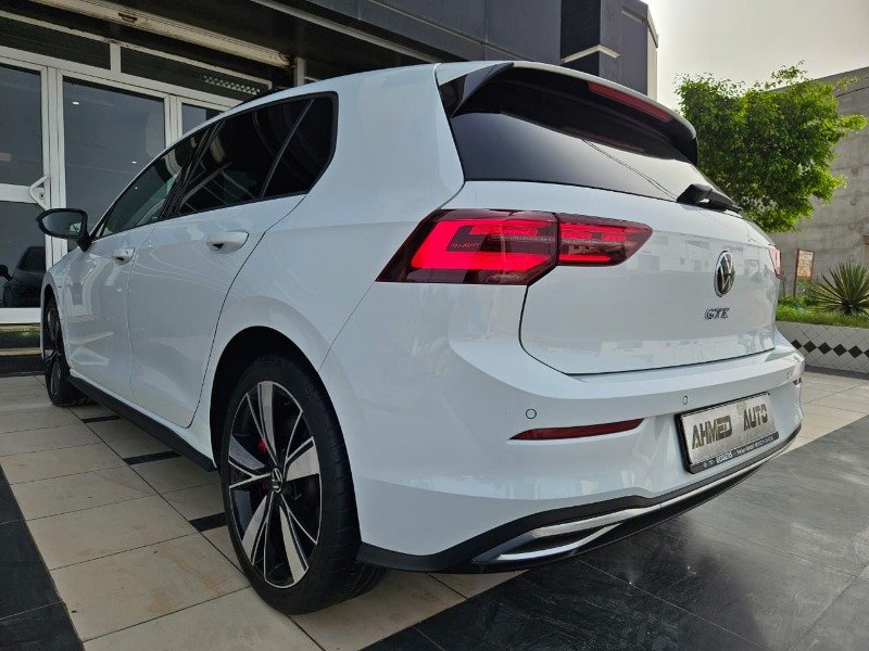 Volkswagen Golf 8 Hybride 2021 à Monastir - Photo 4