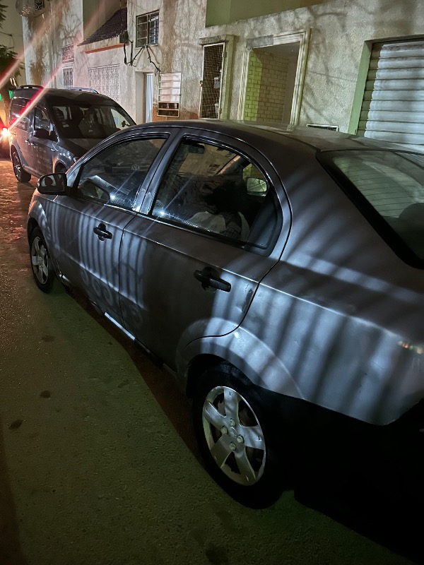 Chevrolet AVEO Essence 2012 à Tunis - Photo 3