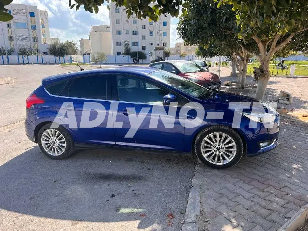 ford focus titanium ecoboost à Ben Arous - Photo 2