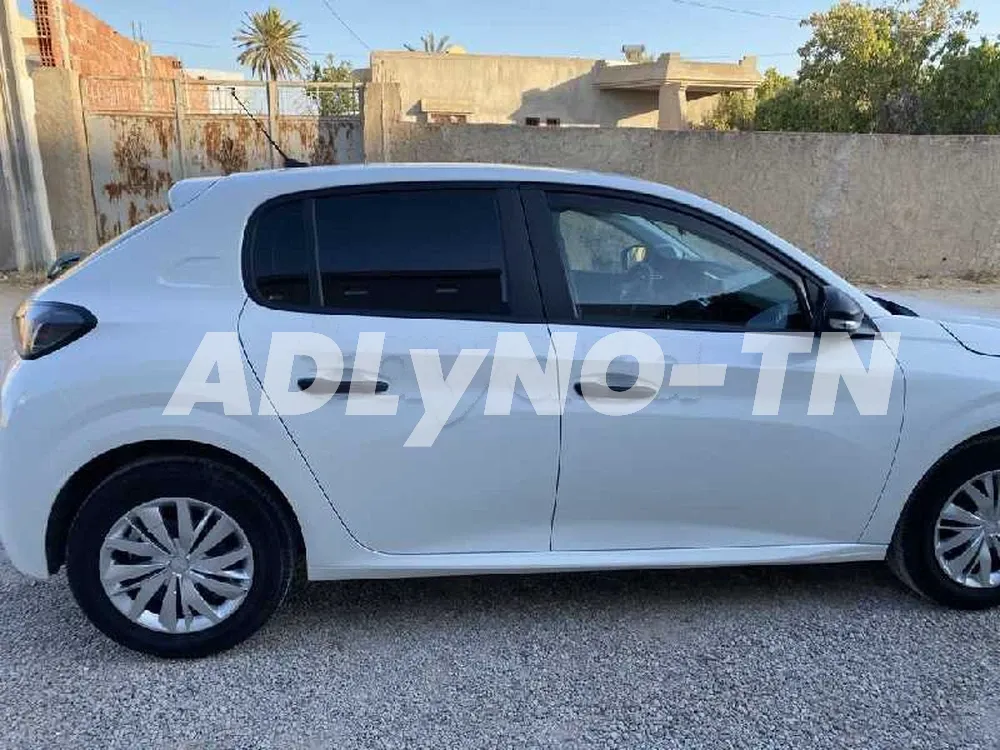 208 1ere main à Sfax - Photo 1