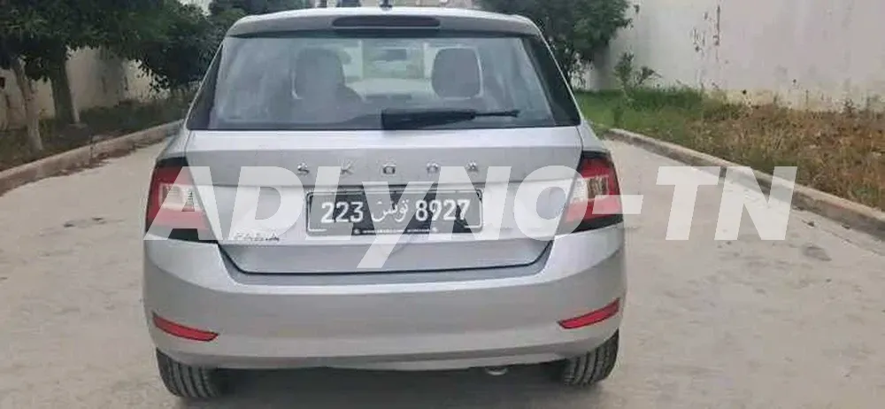 SOKRA FABIA HATCH PREMIÈRE MAIN EN EXCELLENT ÉTAT à Bizerte - Photo 9